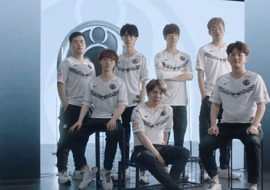 社交媒体热 社交媒体热