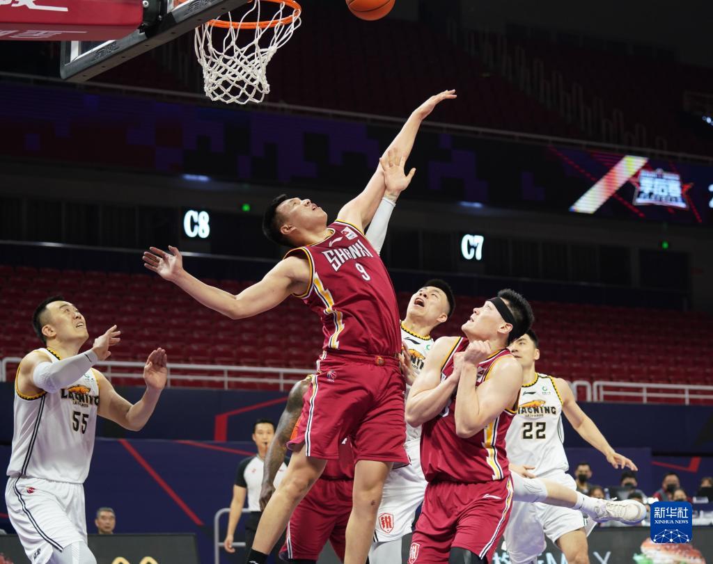 给亚马尔腾 给亚马尔腾